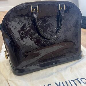 Louis Vuitton Women's Alma GM Leather Bag